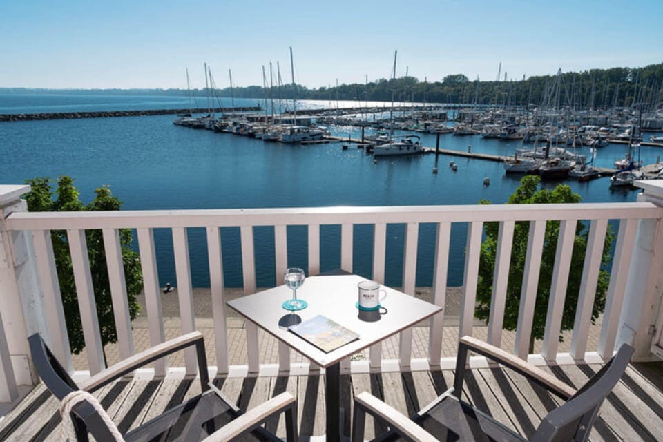Apartment | Dining