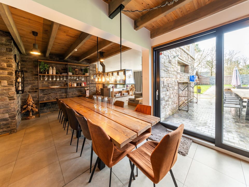 House | Dining