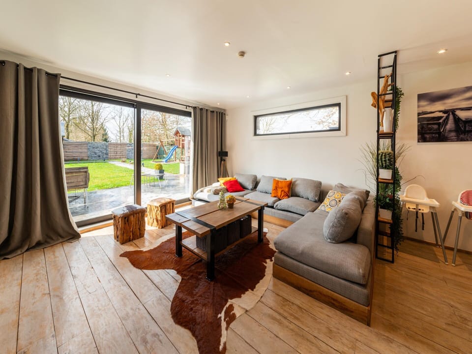 House | Living room