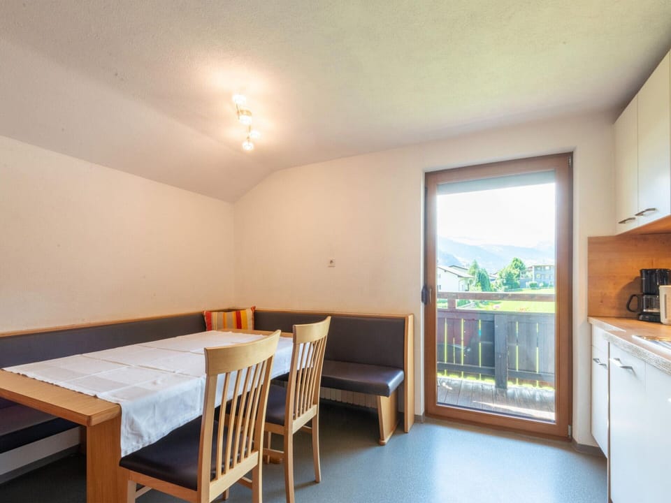 House | Dining