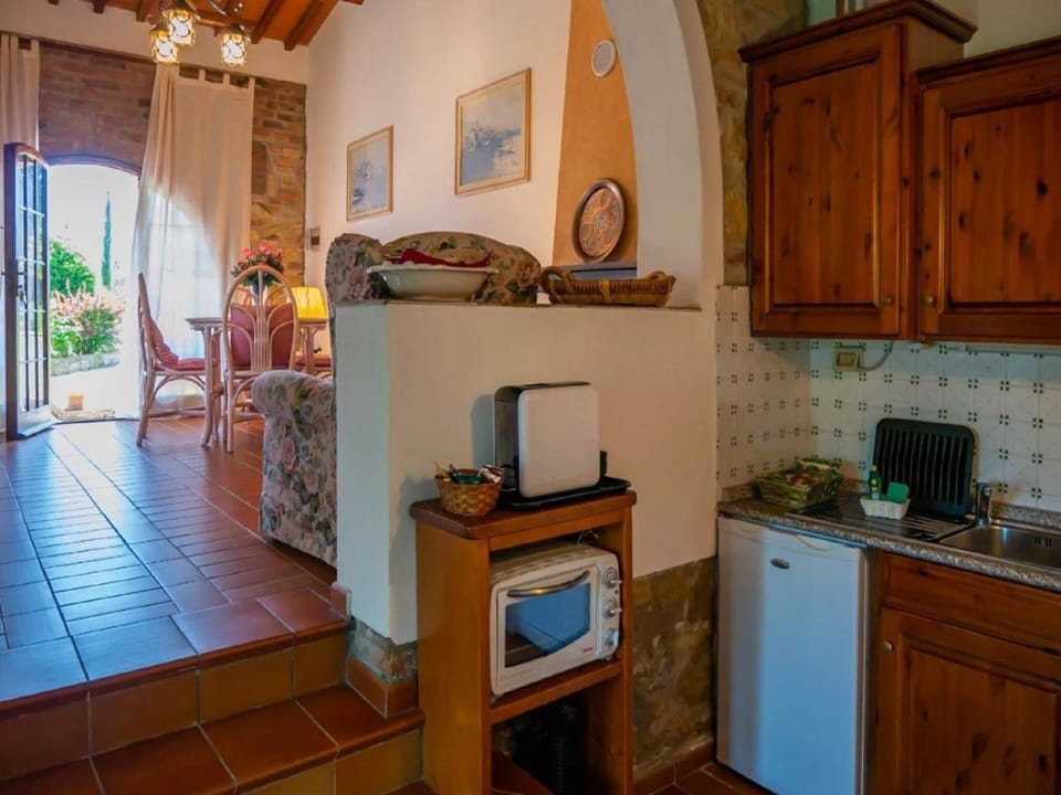Apartment | Private kitchen | Stovetop, highchair