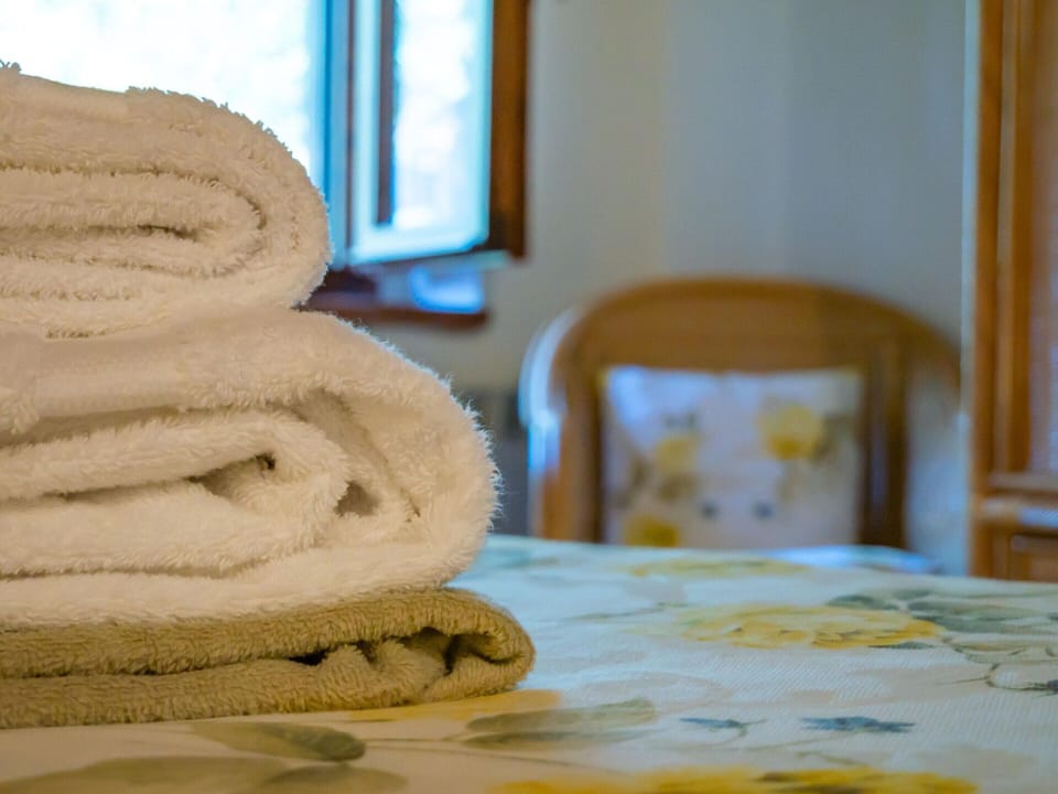 Apartment | 2 bedrooms, individually furnished, bed sheets
