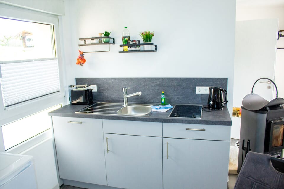 Bungalow | Private kitchen | Electric kettle