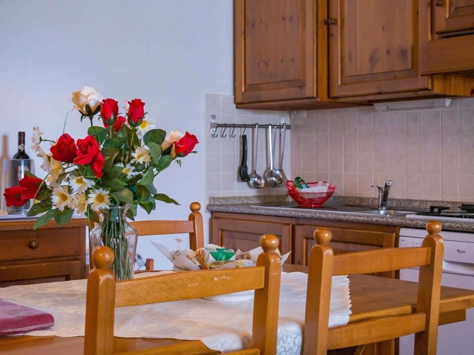 Apartment | Dining