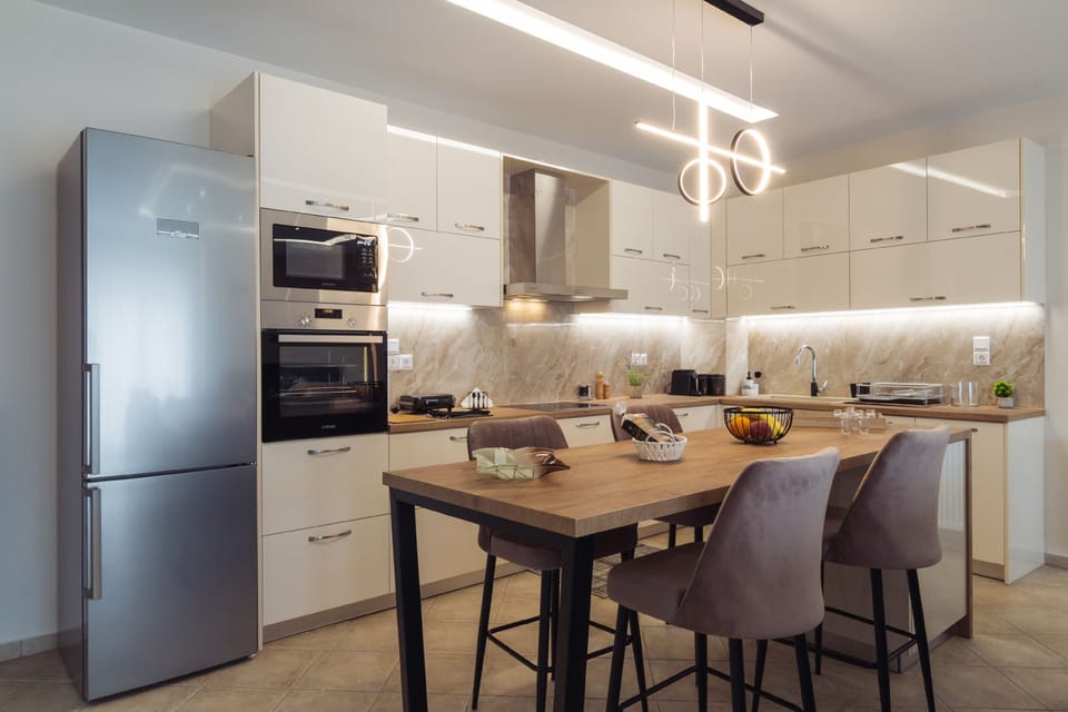 House | 3 bedrooms, desk, soundproofing