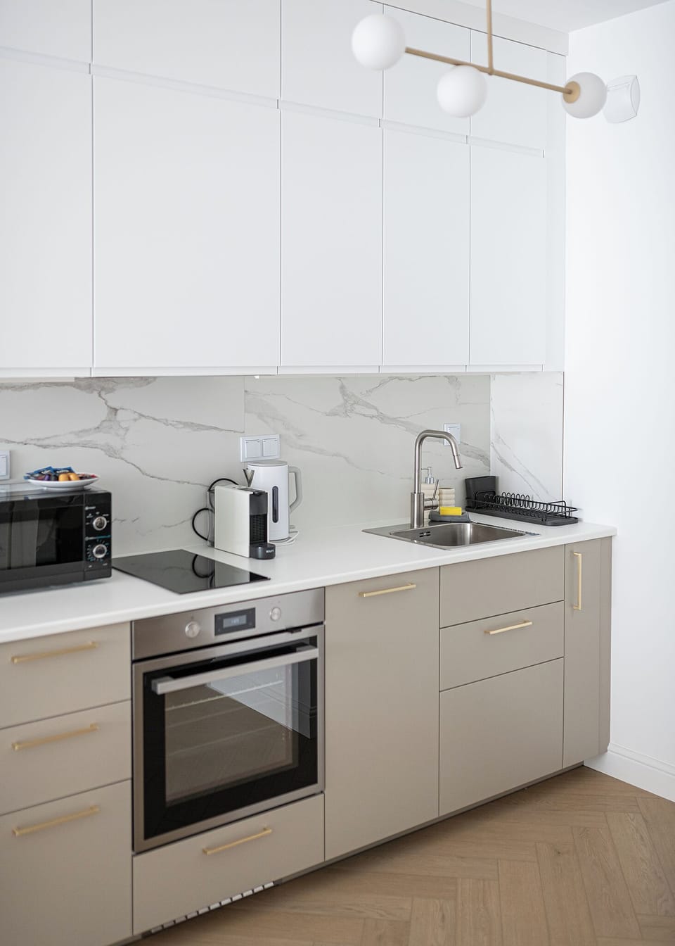 City Apartment, Balcony | Private kitchenette | Fridge, oven, stovetop, dishwasher