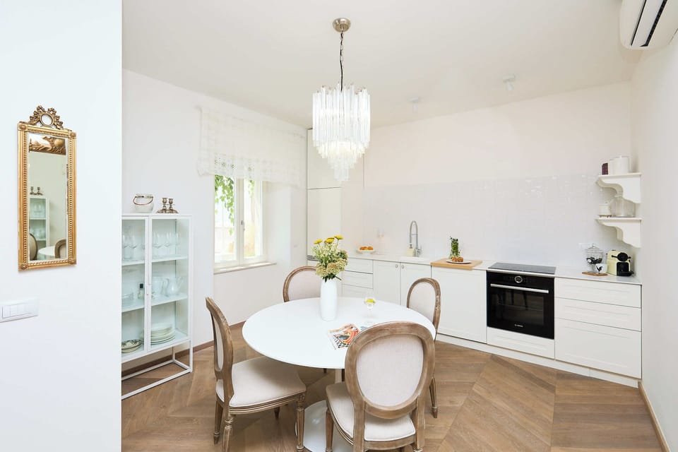 Apartment (2 Bedrooms) | In-room dining