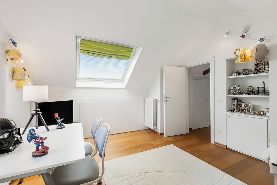 Family Villa, 4 Bedrooms, Balcony, Mountainside (Il Gioiellino Pool and Sauna) | Dining