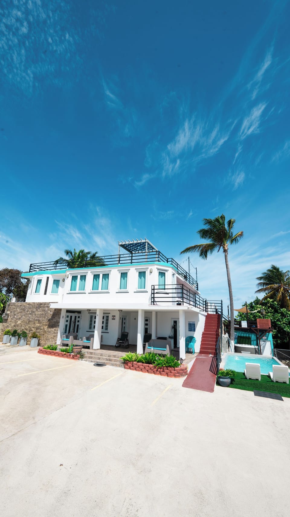 Your paradise away from home!