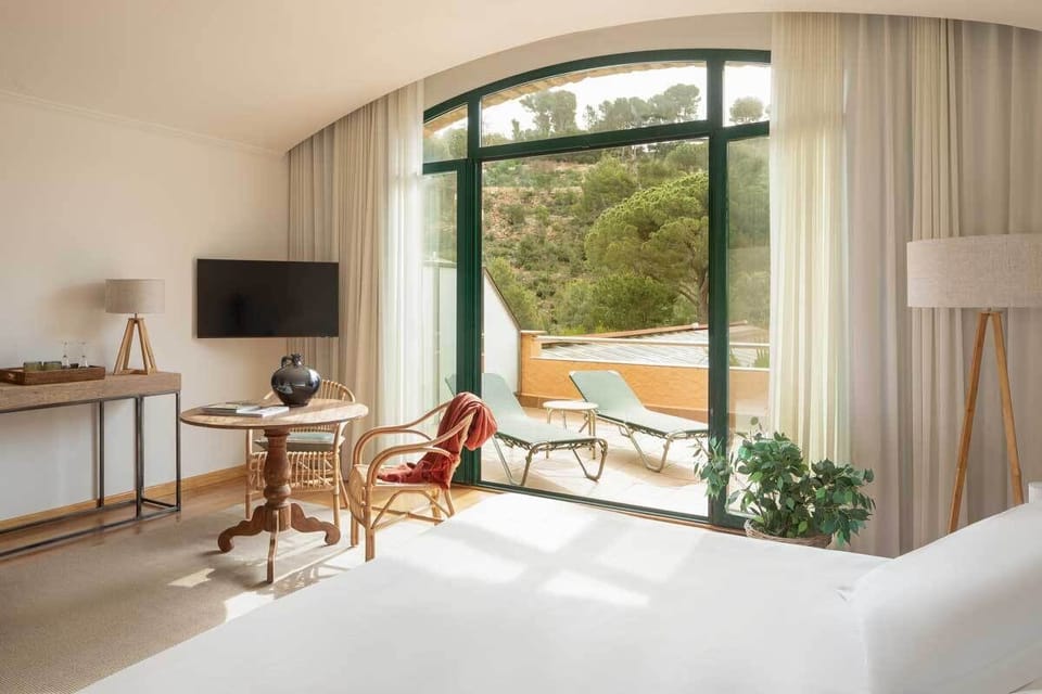 In-room safe, blackout drapes, soundproofing, iron/ironing board