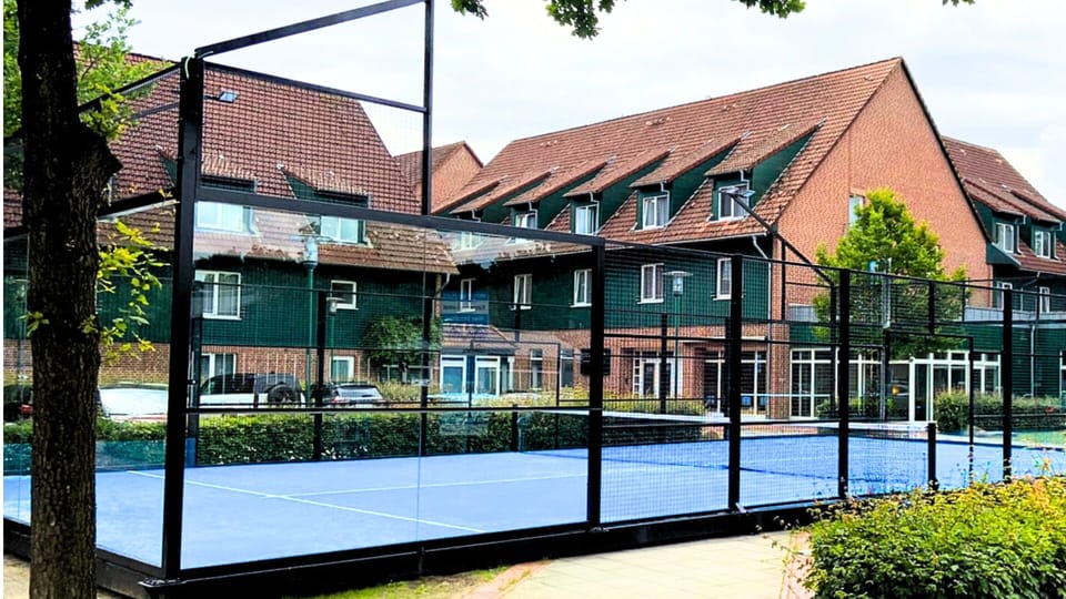 Tennis court