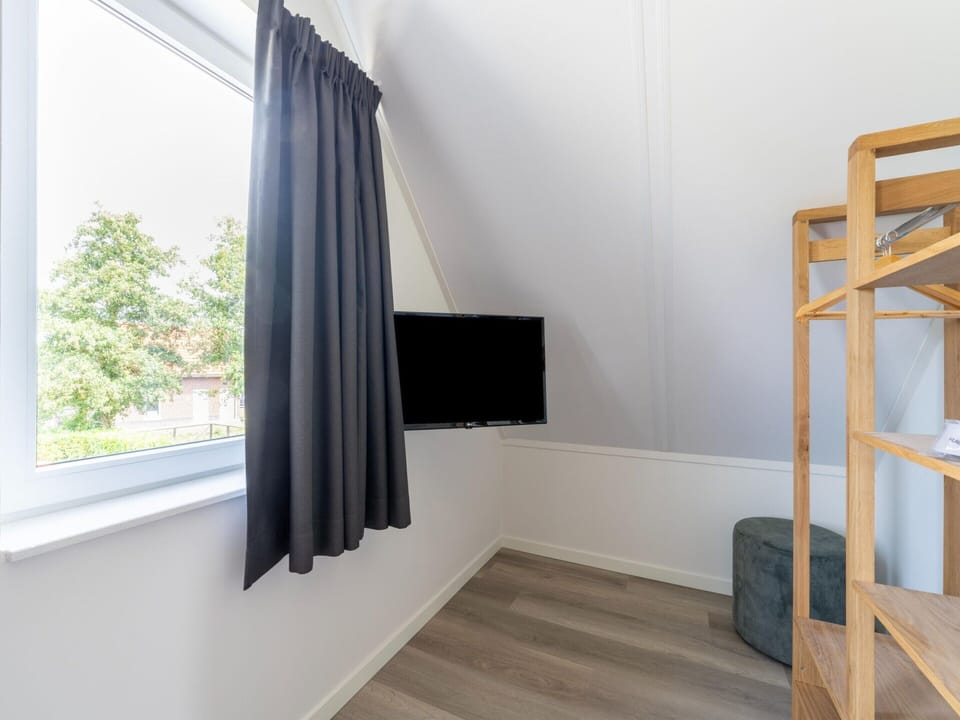 House | 2 bedrooms, individually furnished, bed sheets