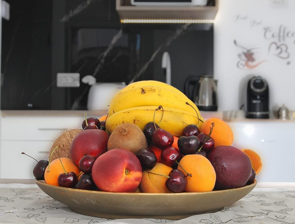 Free daily self-serve breakfast