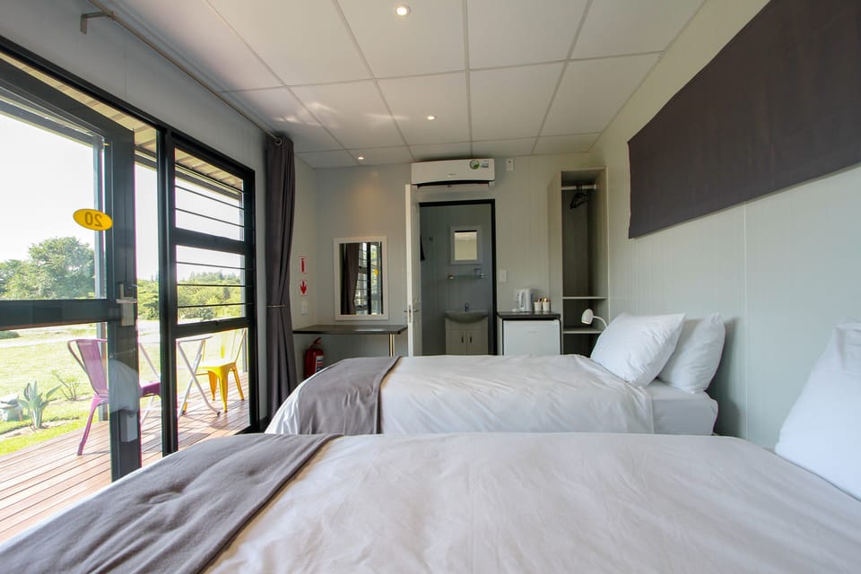 Standard Twin Room | Desk, WiFi (free)