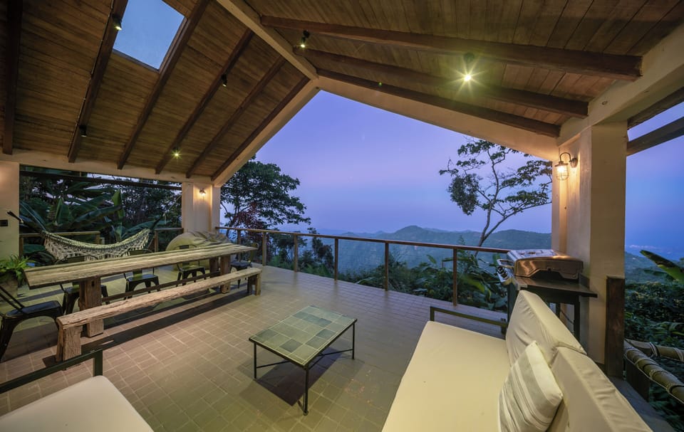 Terraza con vistas al atardecer y barbacoa