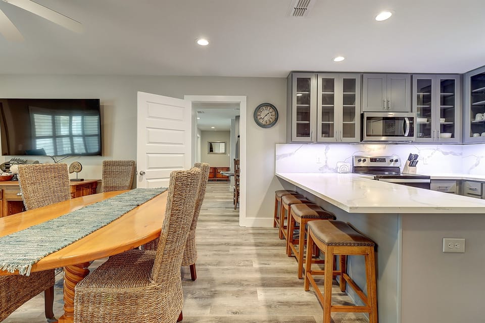 If staying in a big group, rent the neighboring unit for in between unit access.