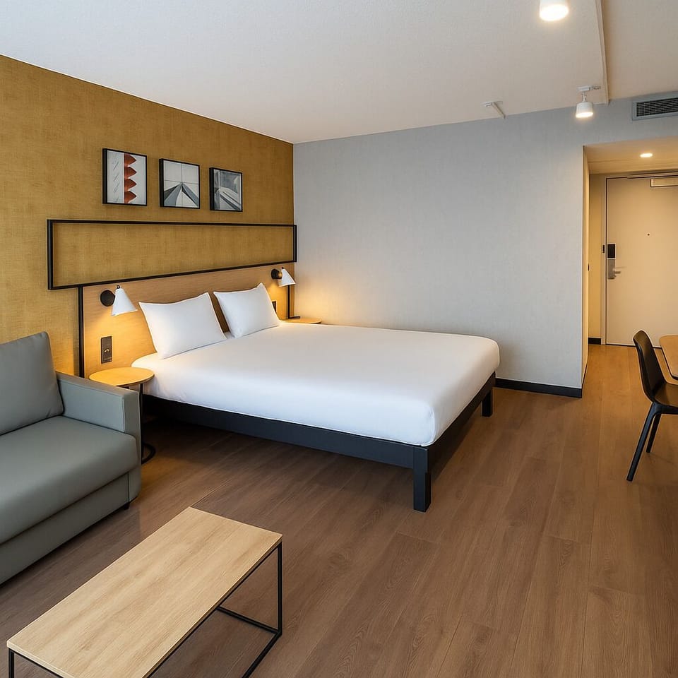 Premium Room, 1 Double Bed with Sofa bed | Premium bedding, pillowtop beds, in-room safe, desk