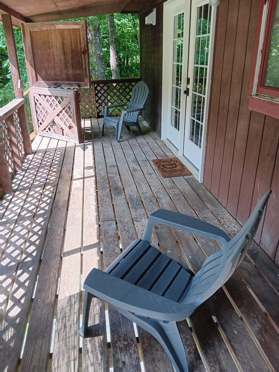 Covered deck and grilling area