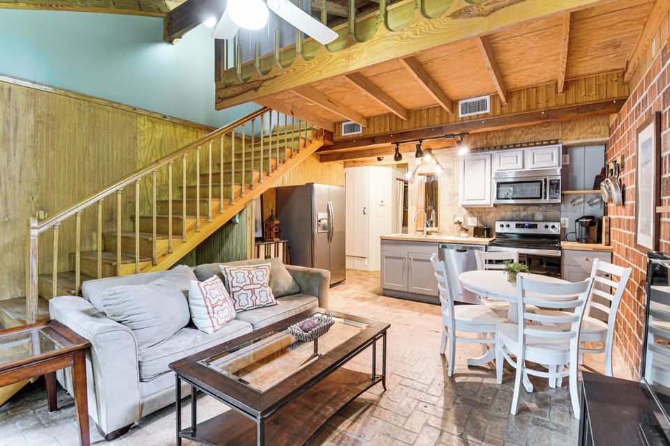 Living Room | 1st Floor | Queen Sleeper Sofa | Free WiFi | Central A/C & Heat