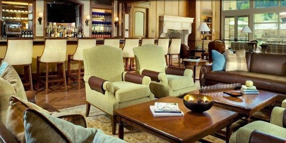 Take a seat in the bar and dining area after a day on the slopes.