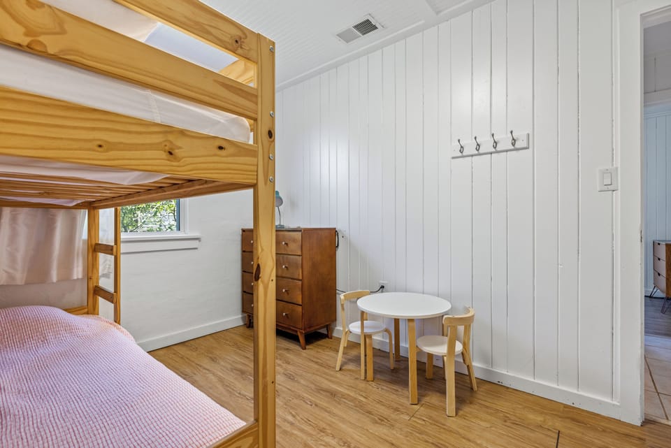 KDH187: Lunar Tide | Bedroom 4 - Bunk Bed