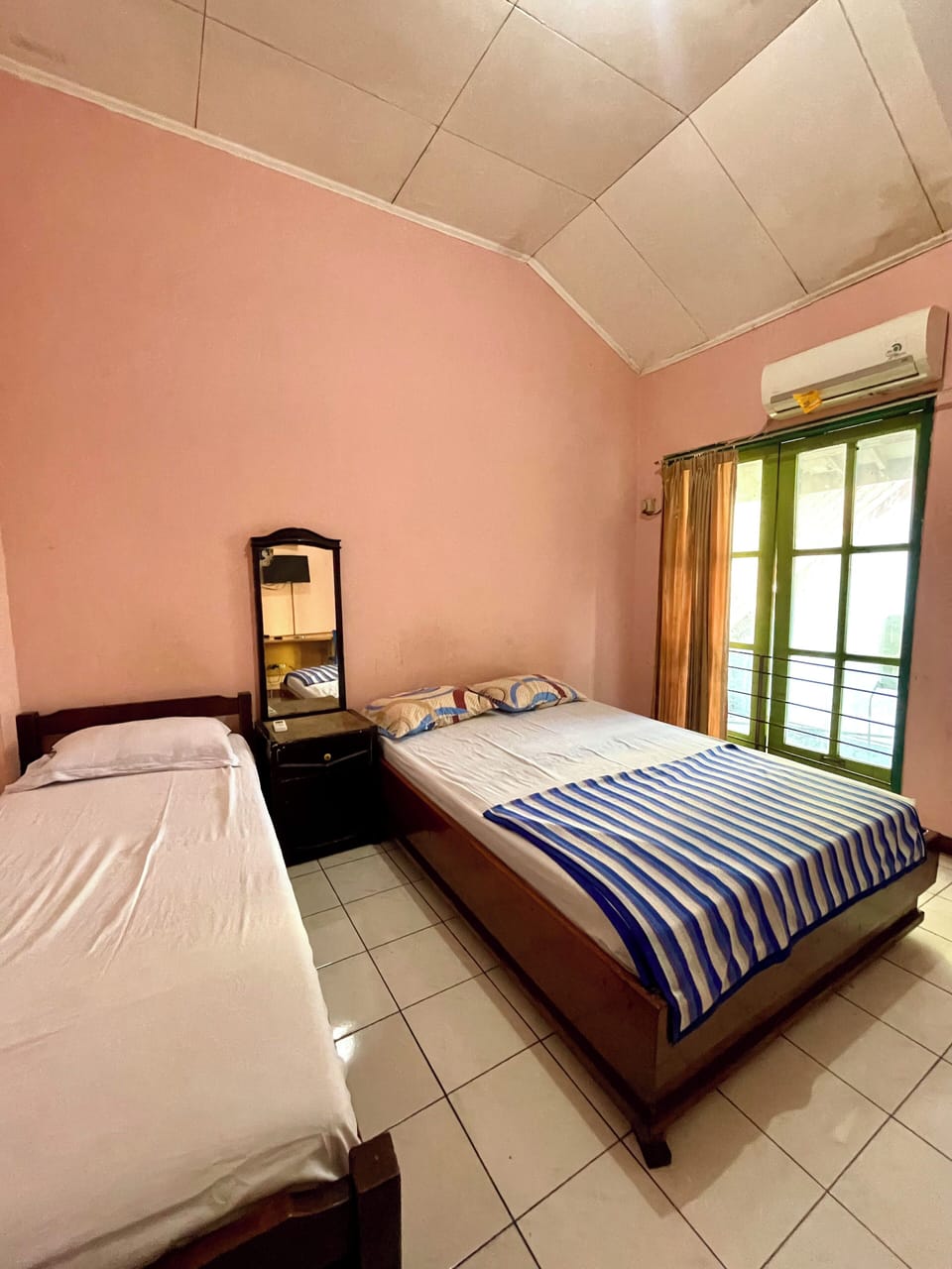 Deluxe Room | Bed sheets