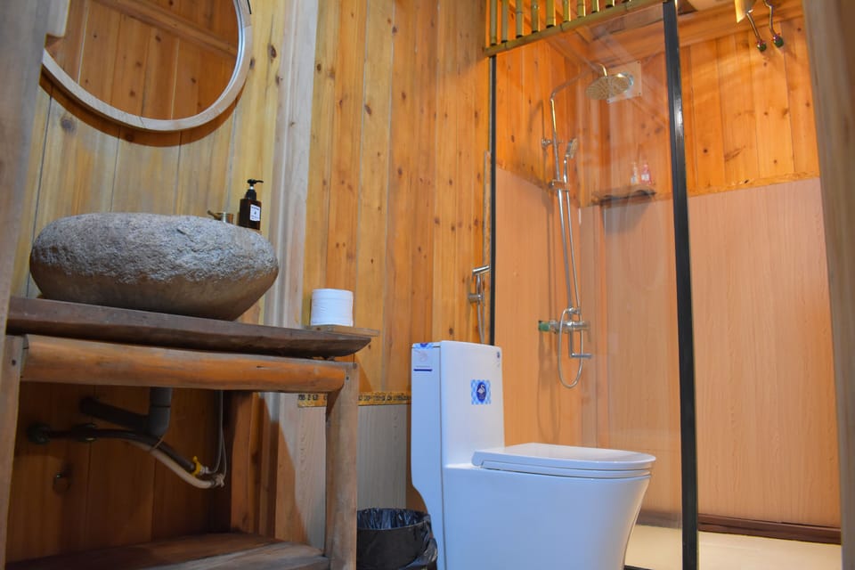 Premium Bungalow, 1 King Bed with Sofa bed, Mountain View | Bathroom | Shower, hair dryer, slippers, towels