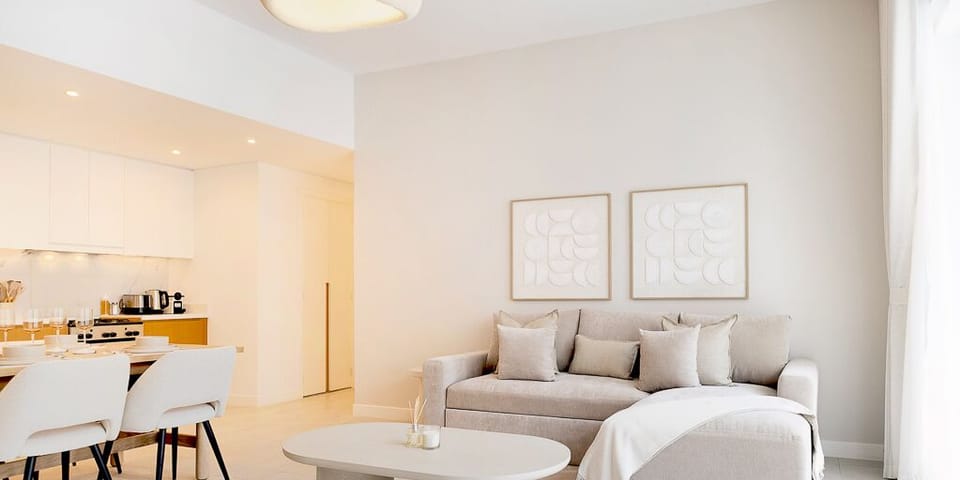 Apartment | Living area | TV