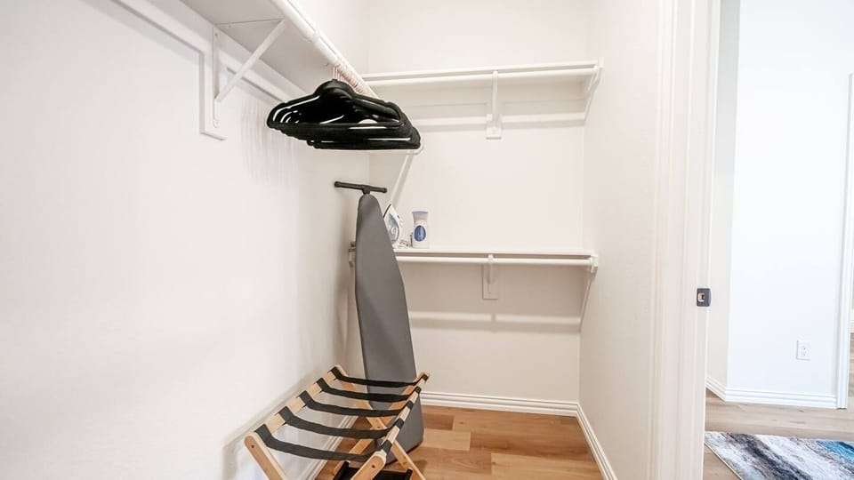 Large closet!
