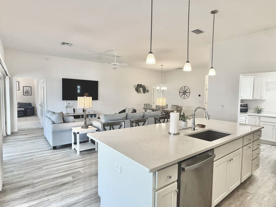 Open Concept - Living Room/Dining Room/Kitchen