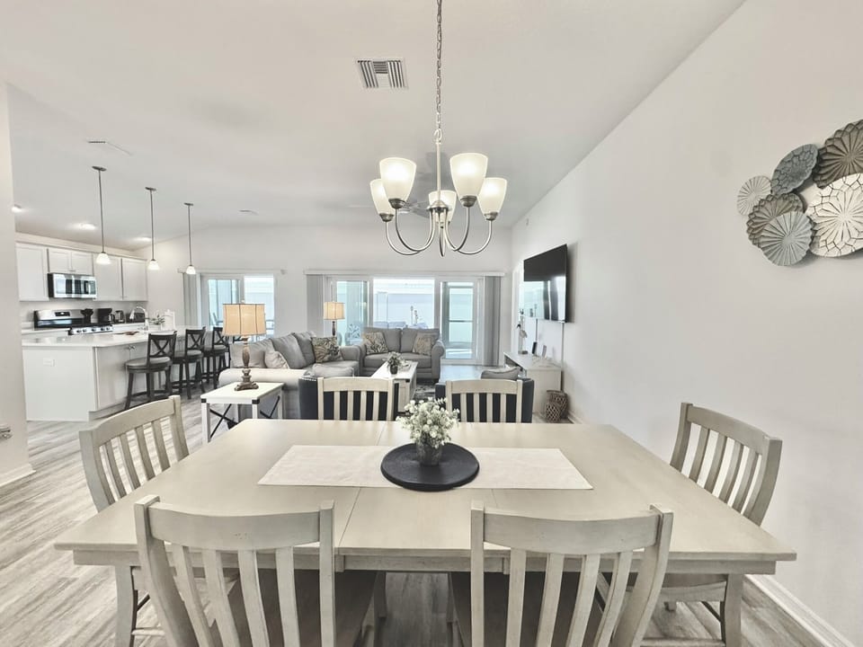 Open Concept - Living Room/Dining Room/Kitchen