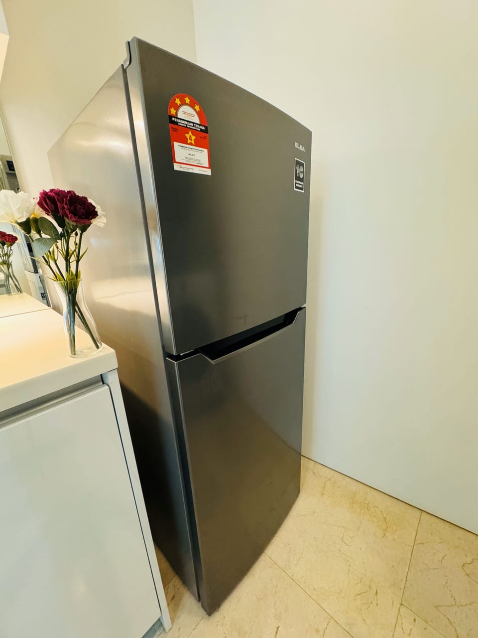 Mini-refrigerator