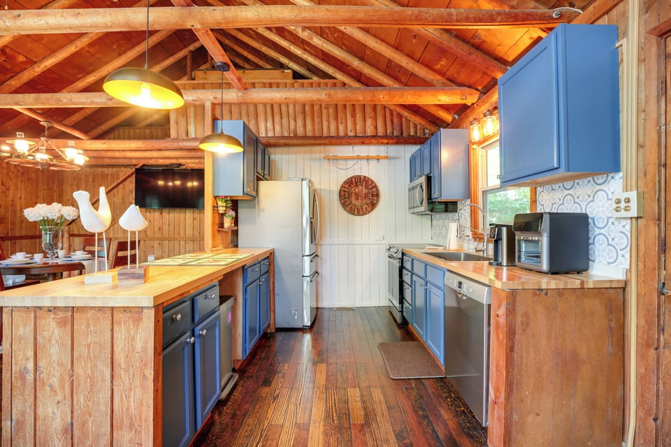House (2 Bedrooms) | Interior