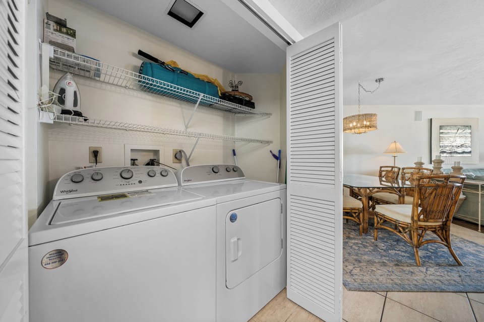 Family Condo, 3 Bedrooms, Pool Access, Beach View | Laundry