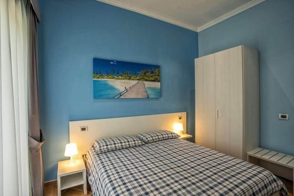 Double or Twin Room, Hill View | Minibar (free items), soundproofing, WiFi (free)