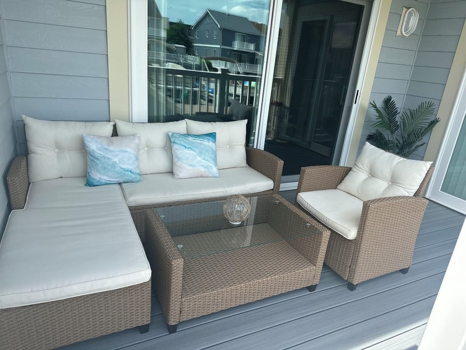 Outdoor Seating
