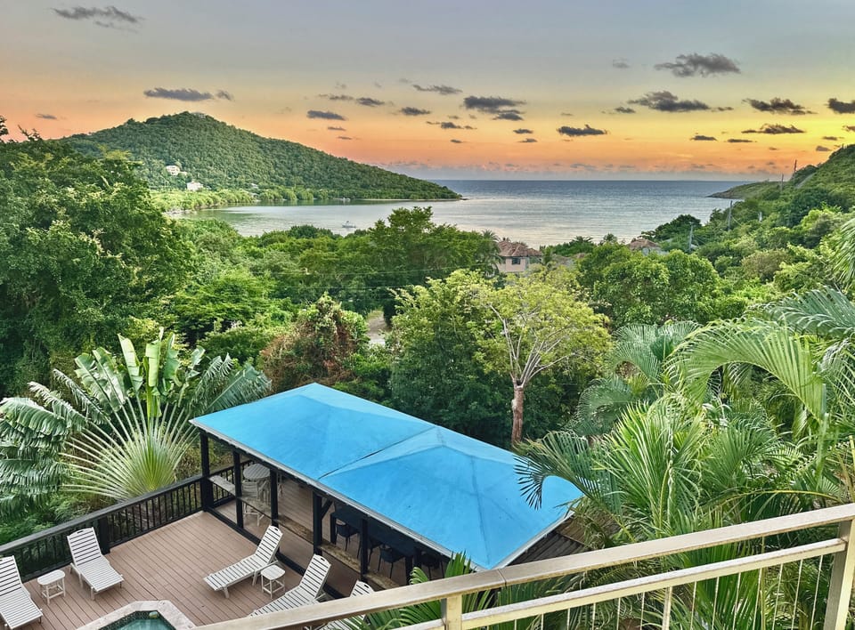 Crystal Shores Estate Sunset Views