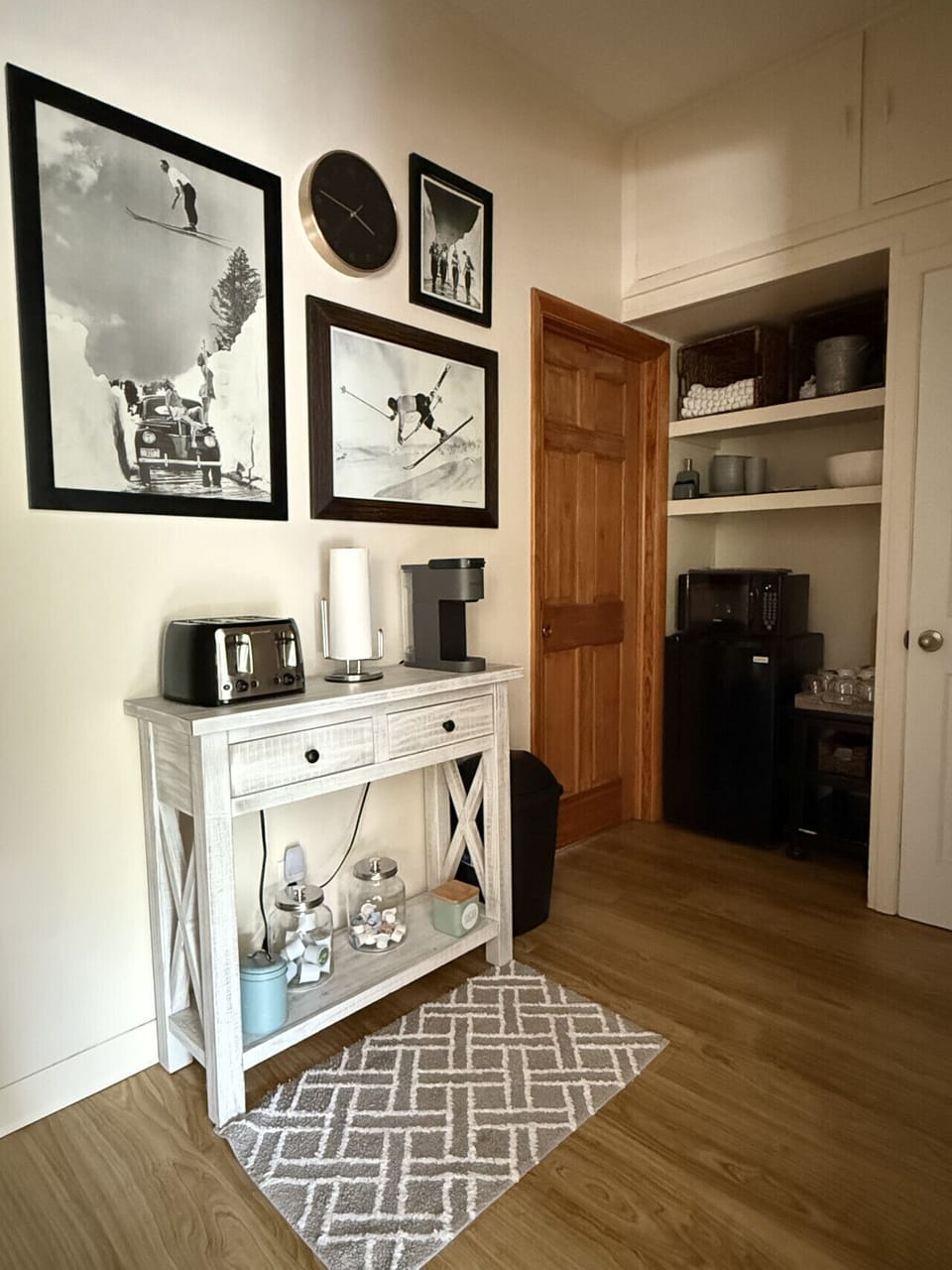 kitchenette