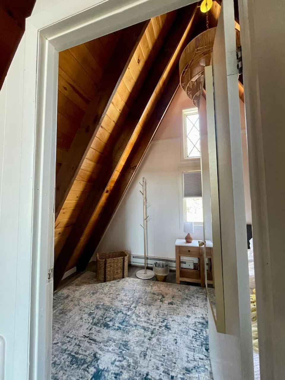 Queen size bedroom
