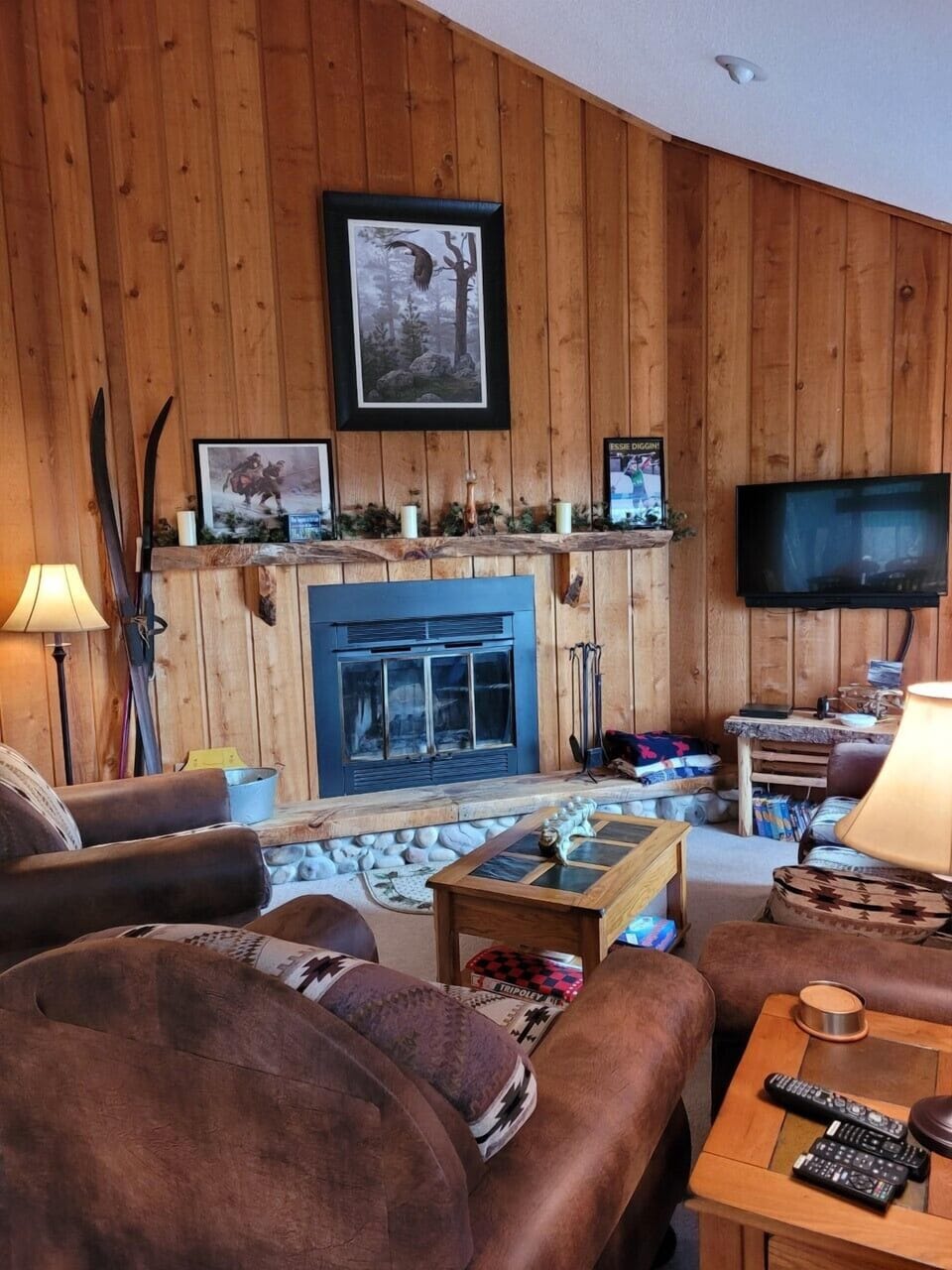 Condo, Multiple Beds, Patio (Cable Townhome #3) | Living area | 32-inch TV with cable channels