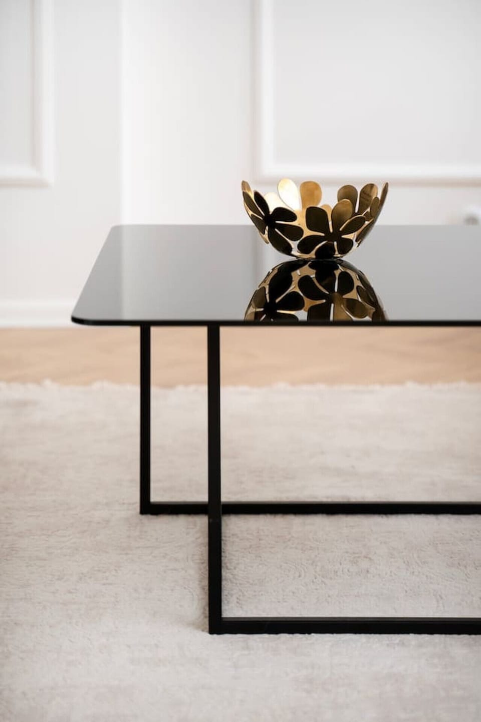 Decorative | Book Now with RENTUJEMY.COM