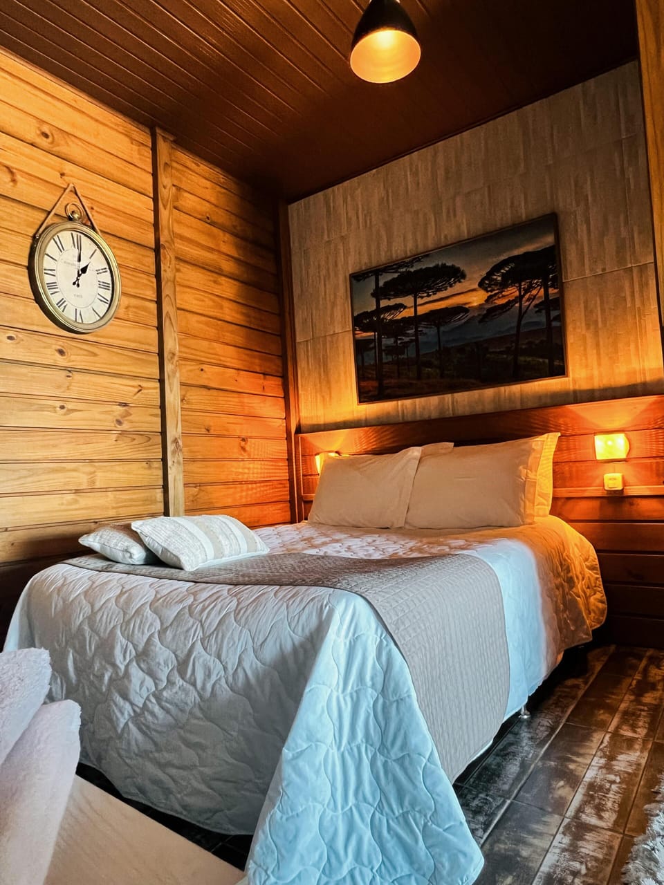 1 bedroom, desk, rollaway beds (surcharge), WiFi (free)