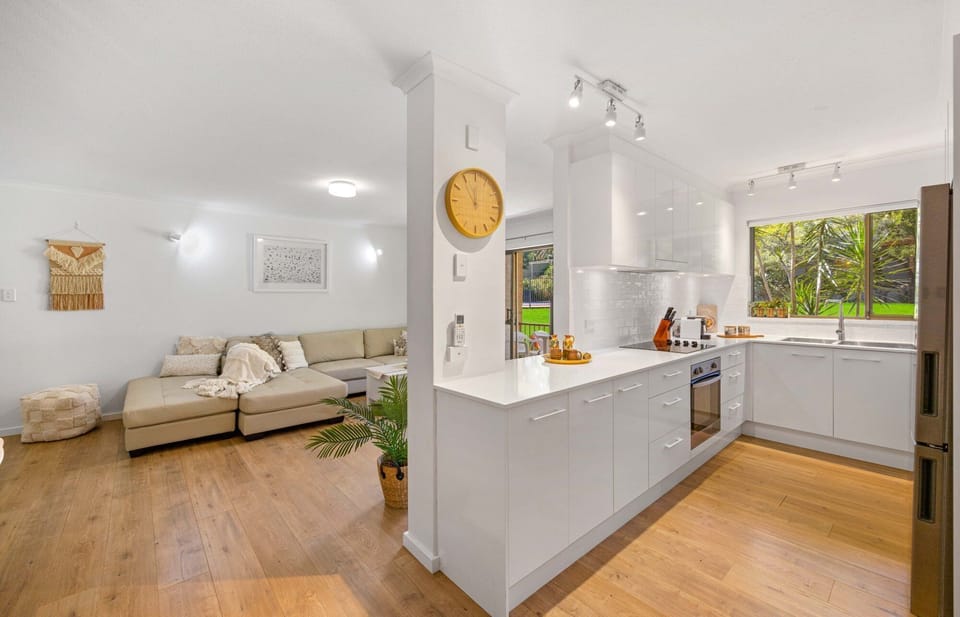 Shelly-Cove-Apt-12-Port-Macquarie-2444-Holiday-Apartment-Beachscape-Rentals