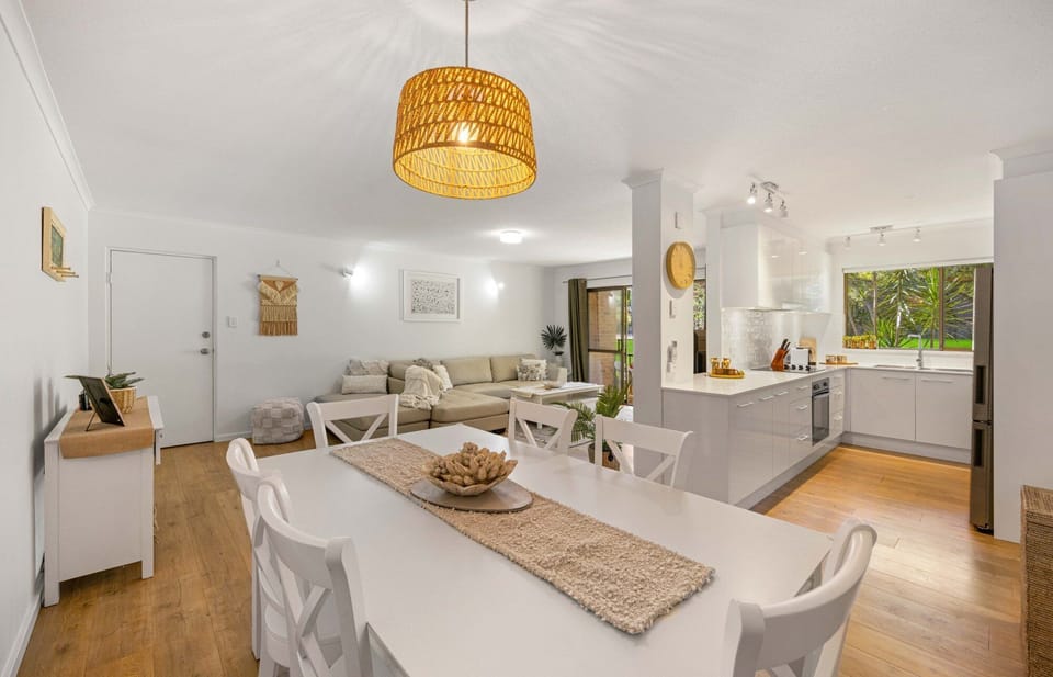 Shelly-Cove-Apt-12-Port-Macquarie-2444-Holiday-Apartment-Beachscape-Rentals