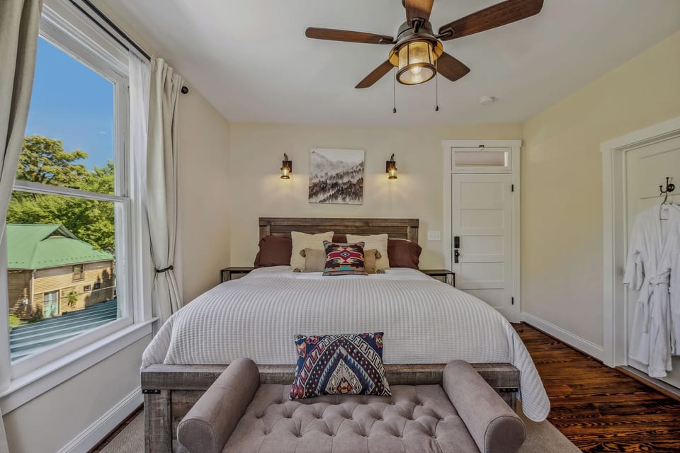 28-4120Pratt20St-Berkeley20Springs