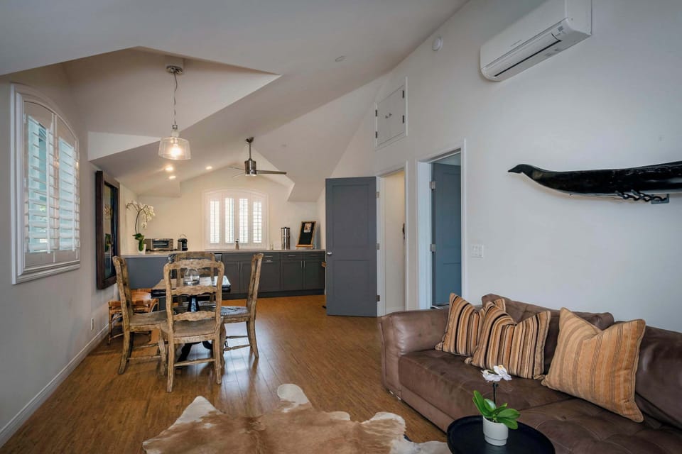 Kitchen and dining area