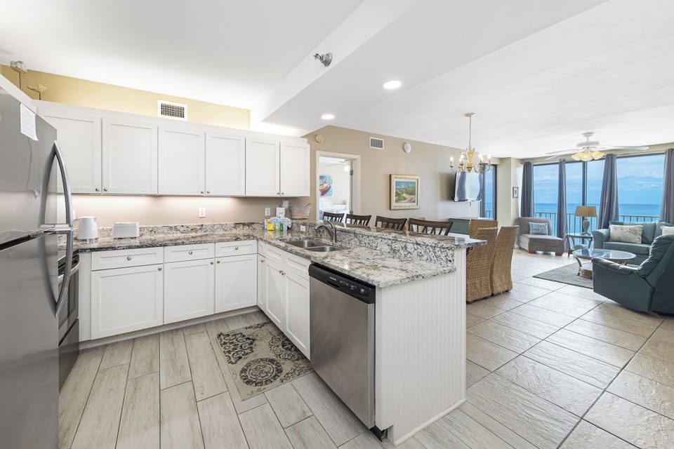 Exclusive Condo, 3 Bedrooms, Balcony, Beach View | Private kitchen | Coffee/tea maker, fridge, microwave, oven