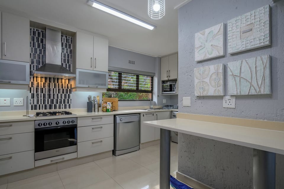 Superior Villa, Sea View | Private kitchen | Electric kettle, highchair