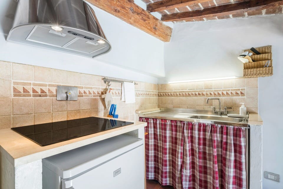 Autumn, Kitchen, Spring, Summer
