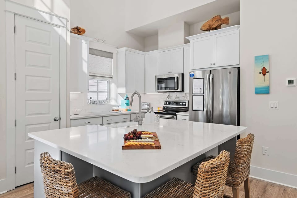 Over-Sized Island with barstools